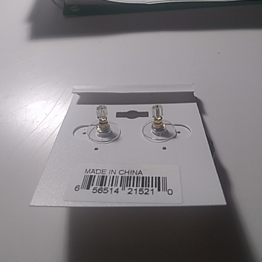 Pure Expressions Ear Rings - Picture 2 of 2